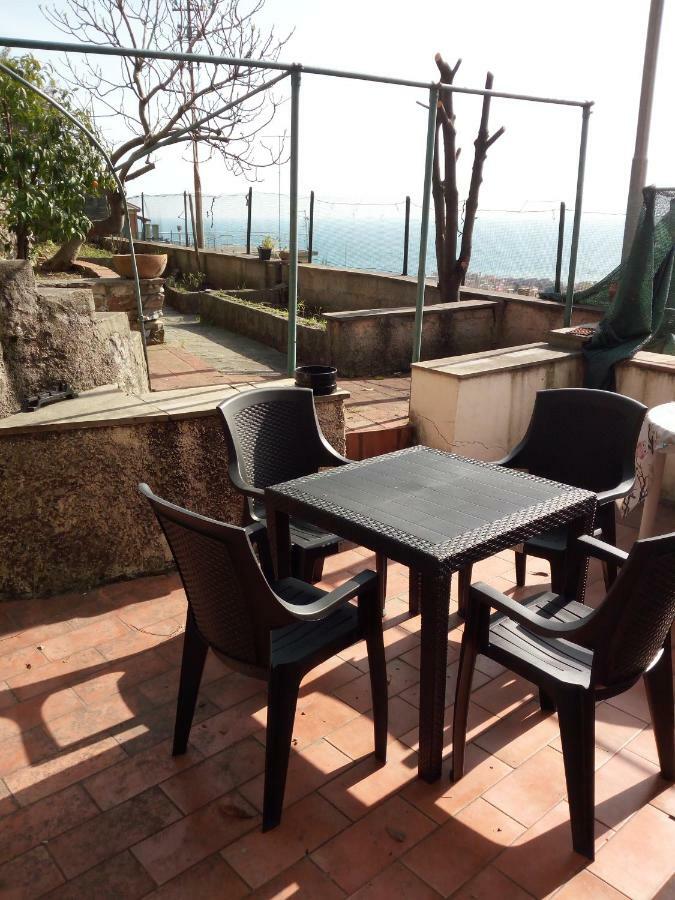 Апартаменты Casa Picasso Генуя Экстерьер фото